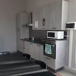 韦尔巴尼亚青年旅馆 旅馆 韦尔巴尼亚