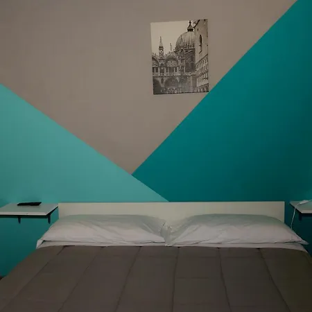 Хостел Ostello Verbania *