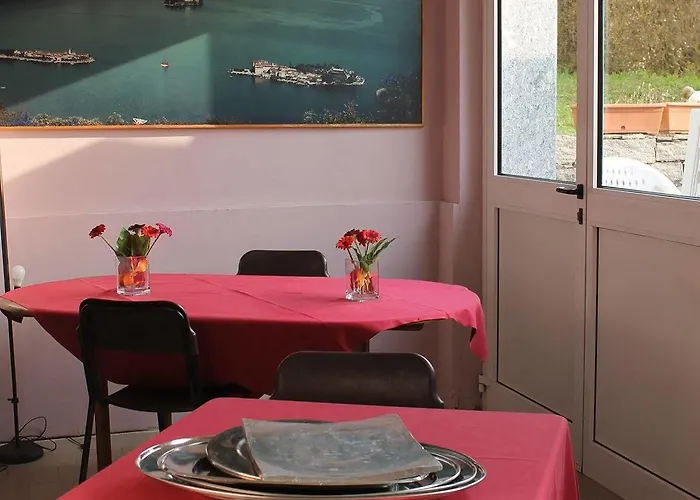 Hostel Ostello Verbania Βερμπάνια